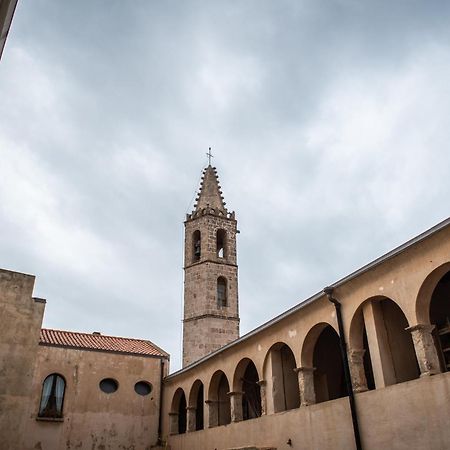 Centro Storico Carlo Alberto Alghero Esterno foto