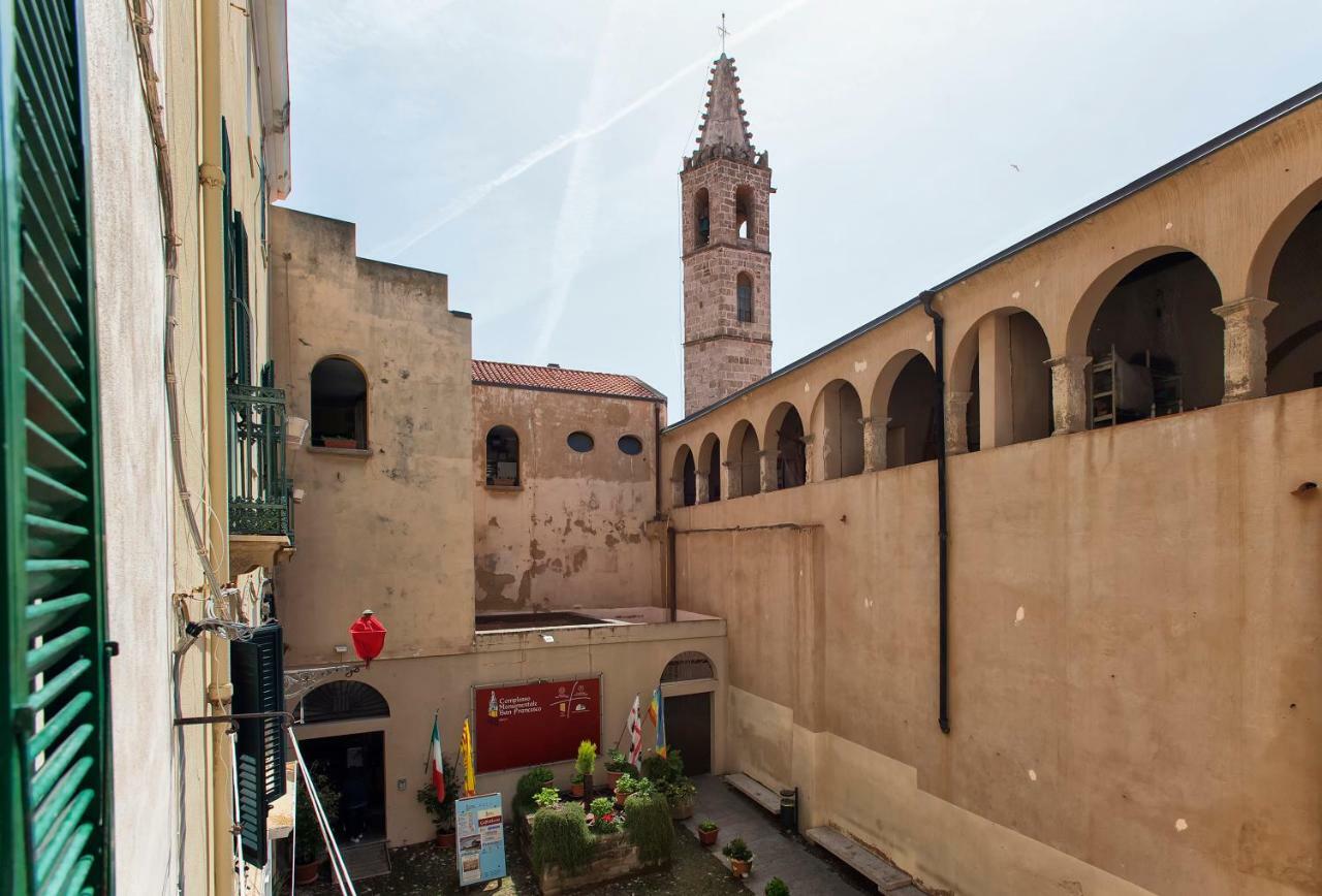 Centro Storico Carlo Alberto Alghero Esterno foto